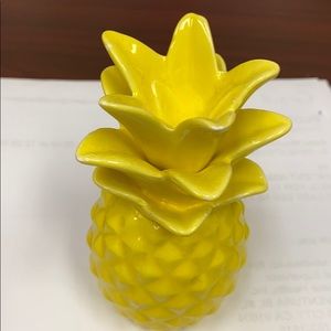 Small desk decor pineapple